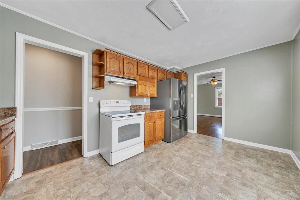 3705 New Spring Branch Road Southeast Roanoke, VA 24014 - Photo 13 of 39 13-MIB06602