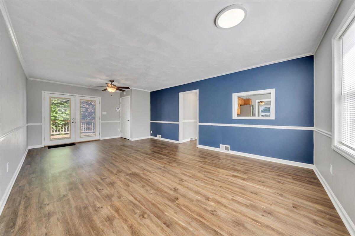 3705 New Spring Branch Road Southeast Roanoke, VA 24014 - Photo 16 of 39 16-MIB06620