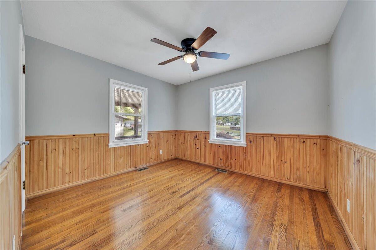 3705 New Spring Branch Road Southeast Roanoke, VA 24014 - Photo 22 of 39 22-MIB06632