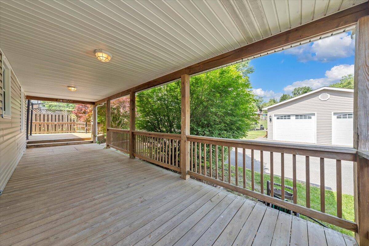 3705 New Spring Branch Road Southeast Roanoke, VA 24014 - Photo 29 of 39 29-MIB06680