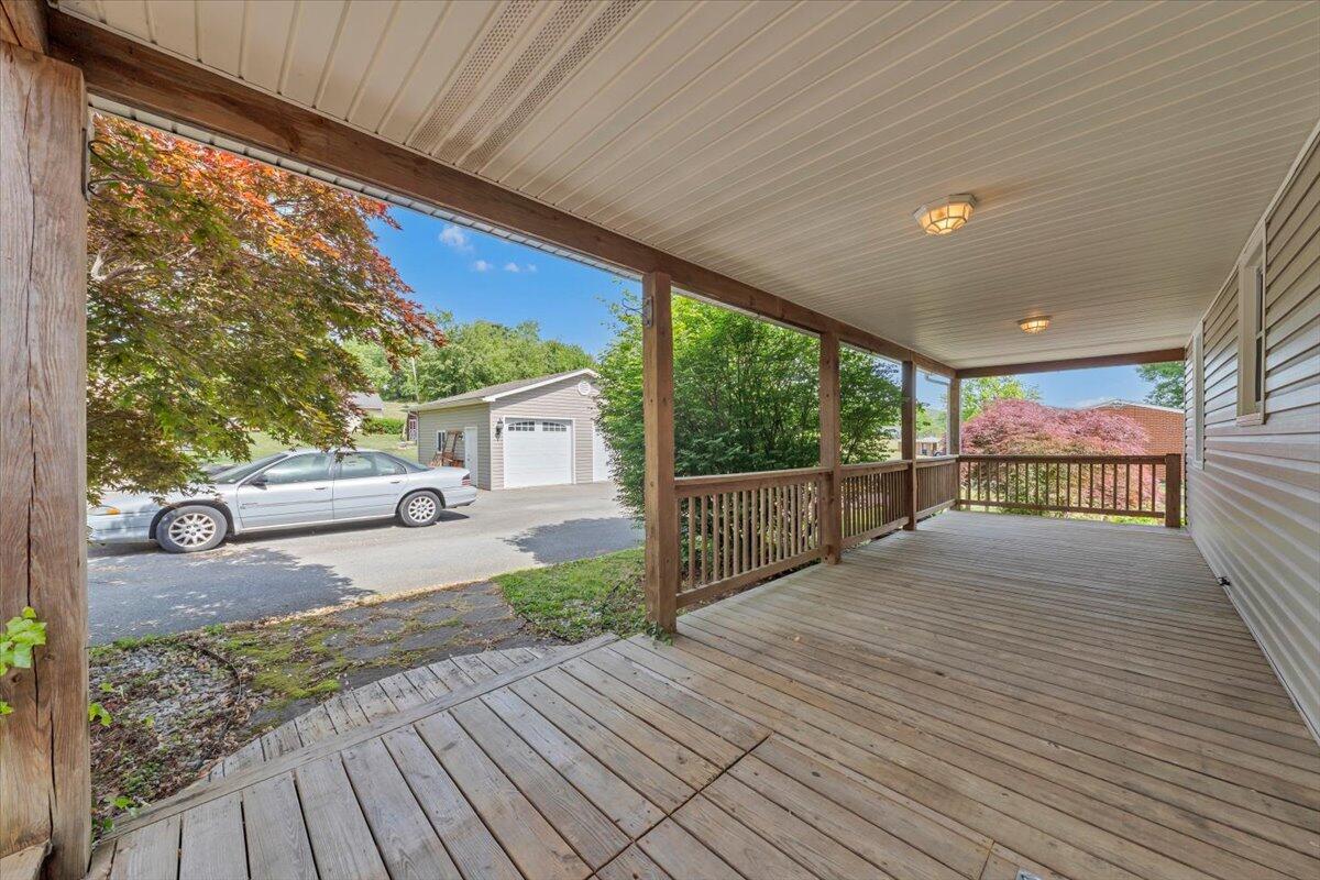 3705 New Spring Branch Road Southeast Roanoke, VA 24014 - Photo 30 of 39 30-MIB06683