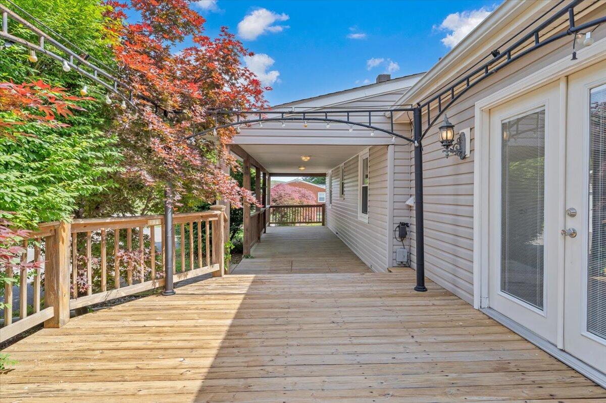 3705 New Spring Branch Road Southeast Roanoke, VA 24014 - Photo 31 of 39 31-MIB06689