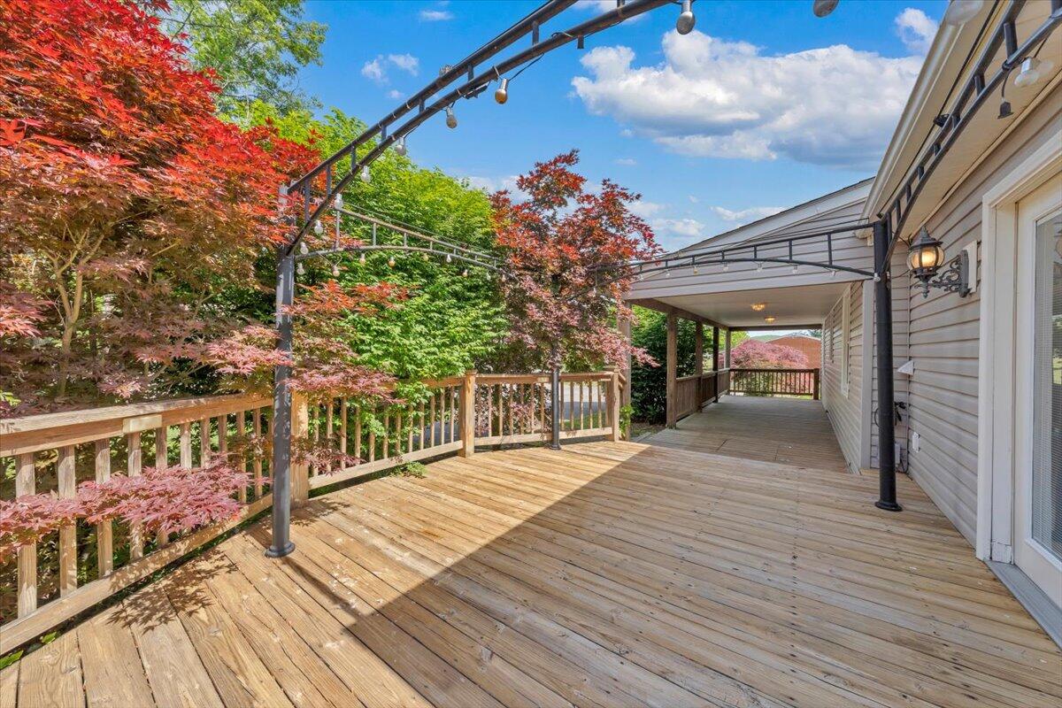 3705 New Spring Branch Road Southeast Roanoke, VA 24014 - Photo 32 of 39 32-MIB06686
