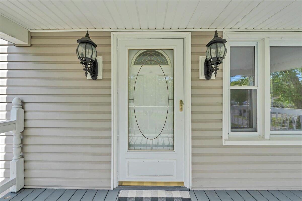 3705 New Spring Branch Road Southeast Roanoke, VA 24014 - Photo 5 of 39 05-MIB06650