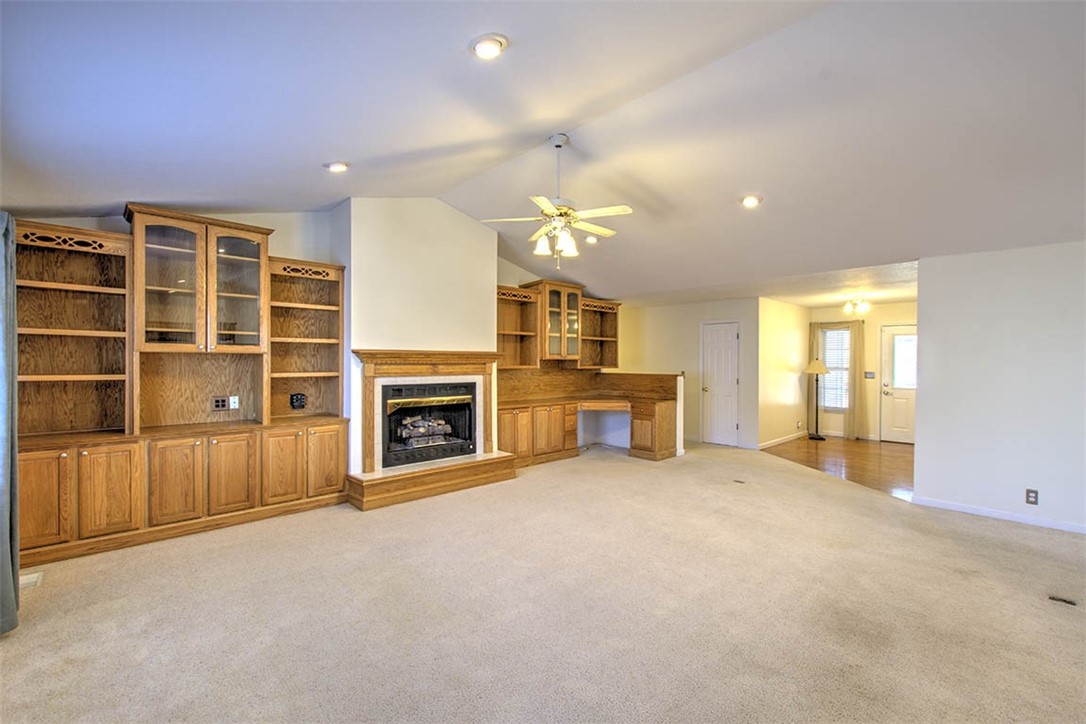 883 Hancock Drive Decatur, IL 62521 - Photo 5 of 30