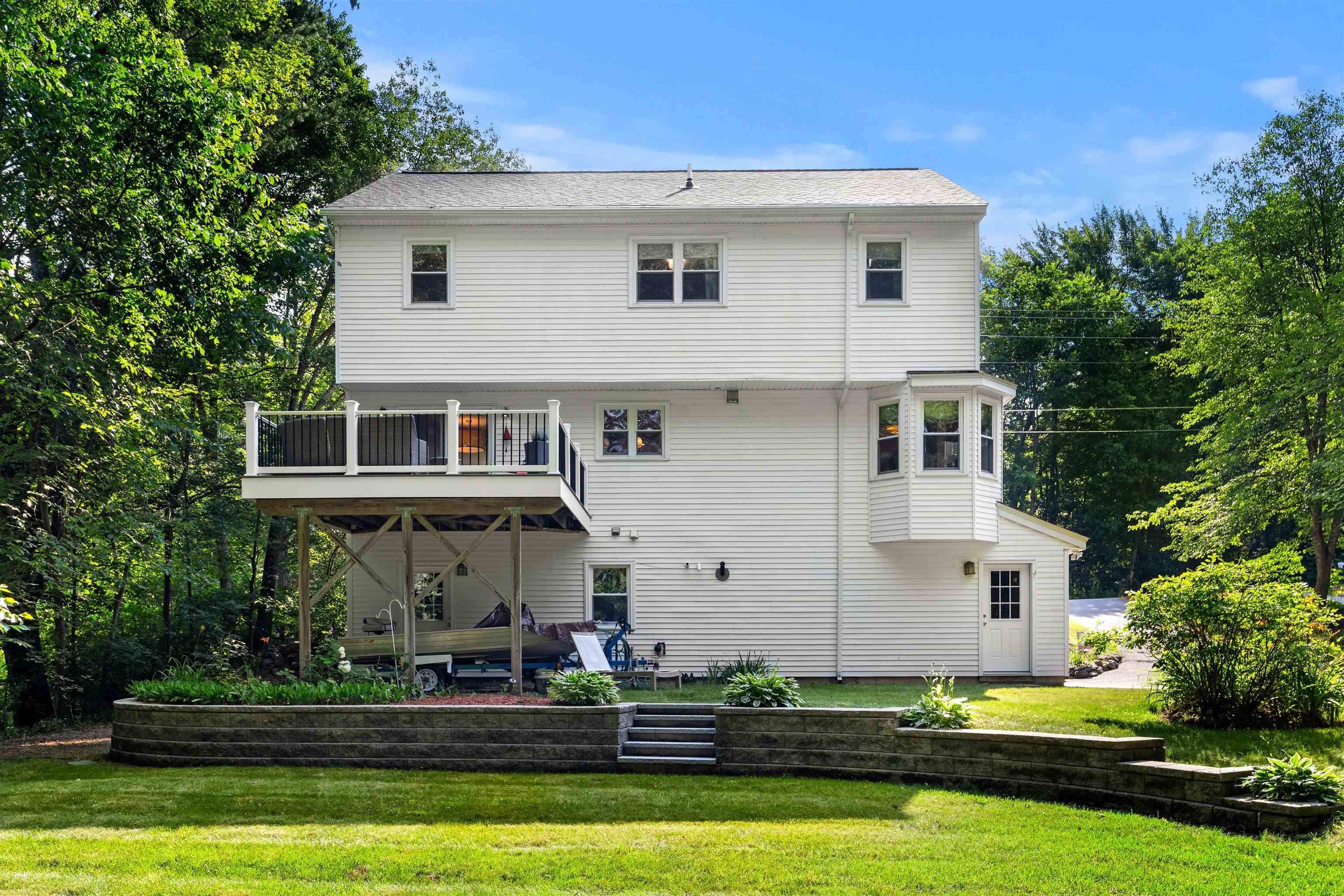 57 Mid. Dunstable Road Nashua, NH 03062 - Photo 41 of 52