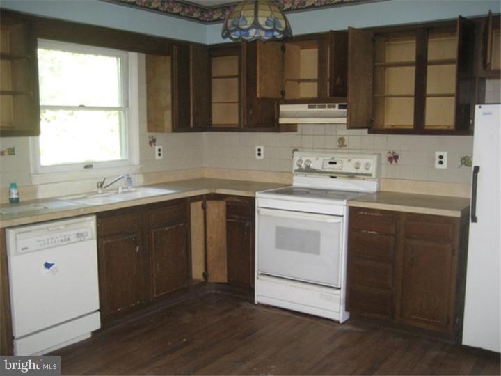 429 Old Erial Road Sicklerville, NJ 08081 - Photo 4 of 12