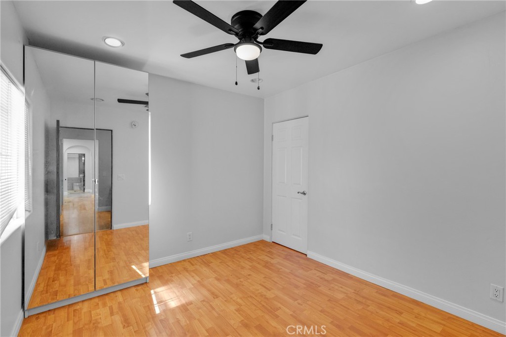 19000 Strathern Street Reseda, CA 91335 - Photo 23 of 42