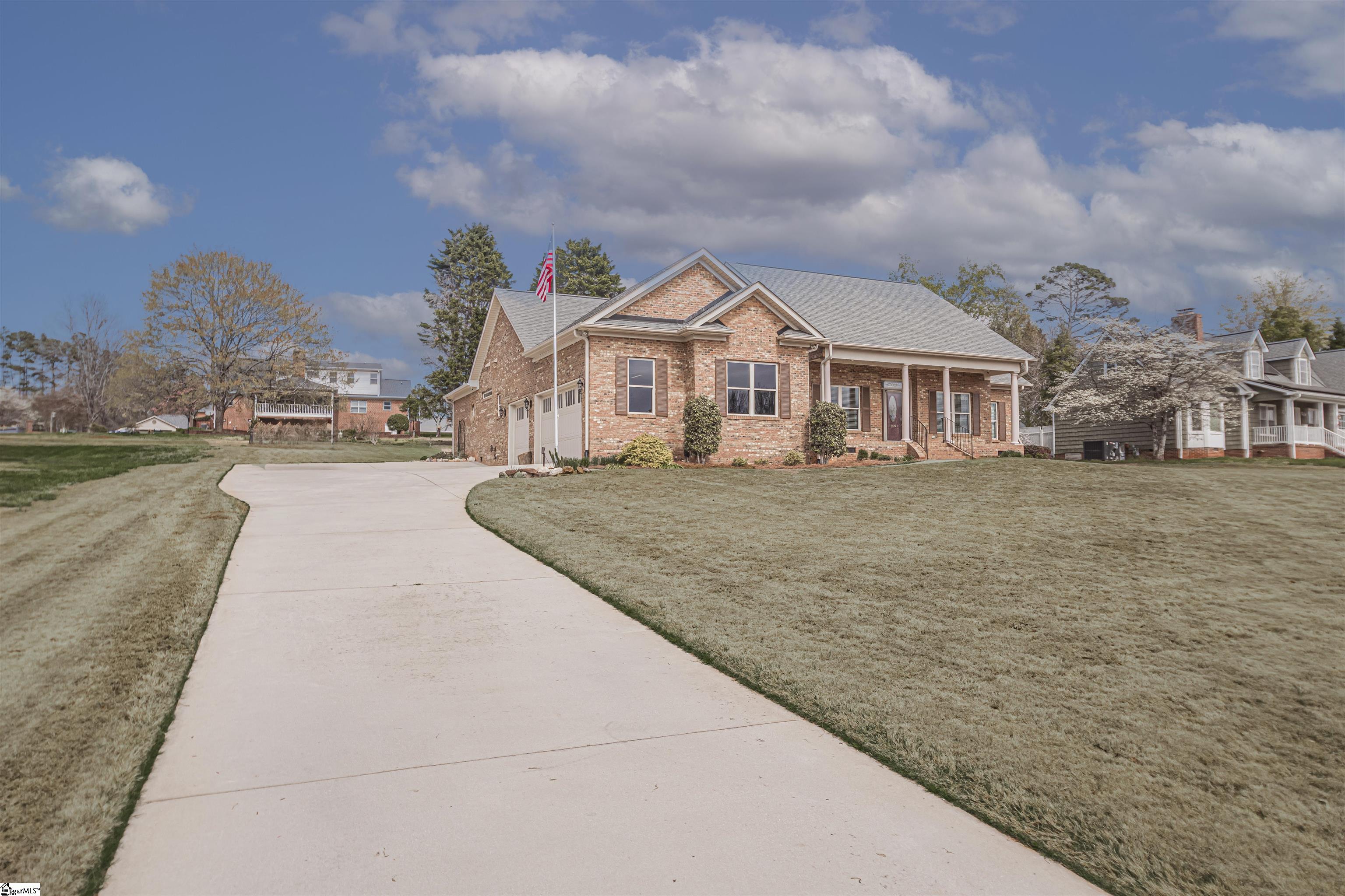 109 Fairway Drive Pickens, SC 29671 - Photo 2 of 49