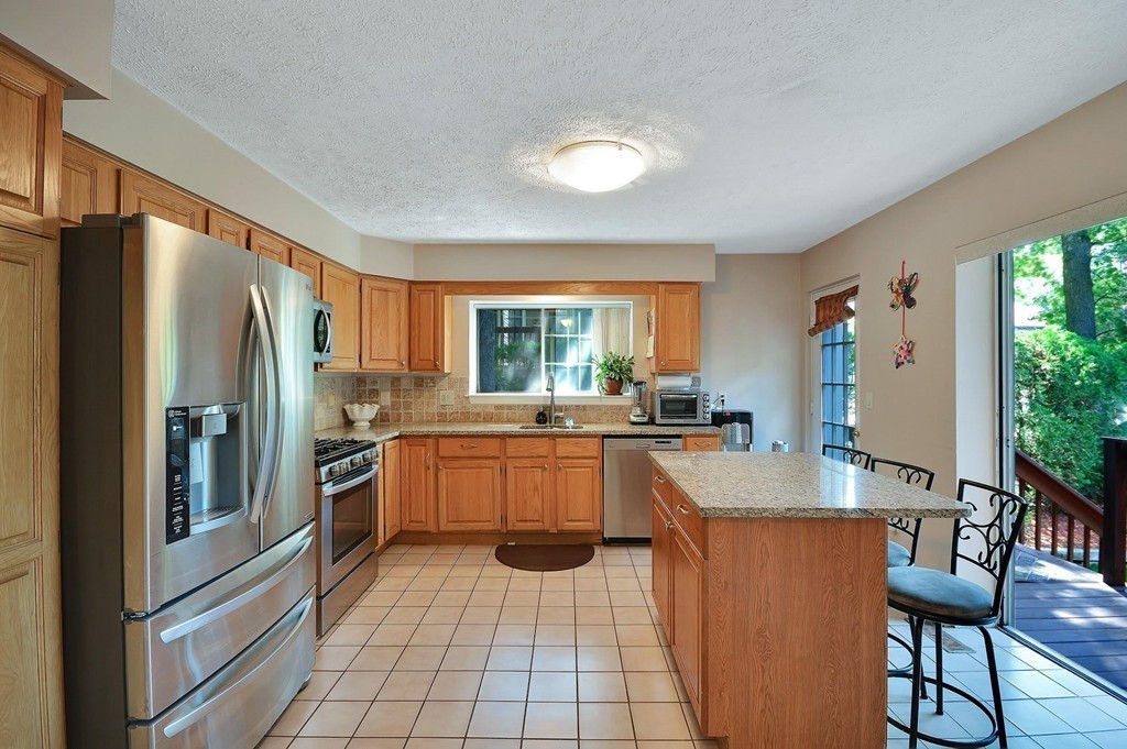 19 East Bluff Road, Unit 19 Ashland, MA 01721 - Photo 24 of 36 Gallery Image 24