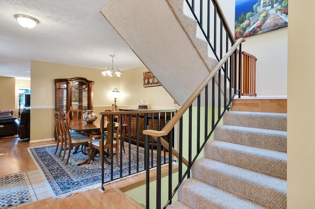 19 East Bluff Road, Unit 19 Ashland, MA 01721 - Photo 4 of 36 Gallery Image 4