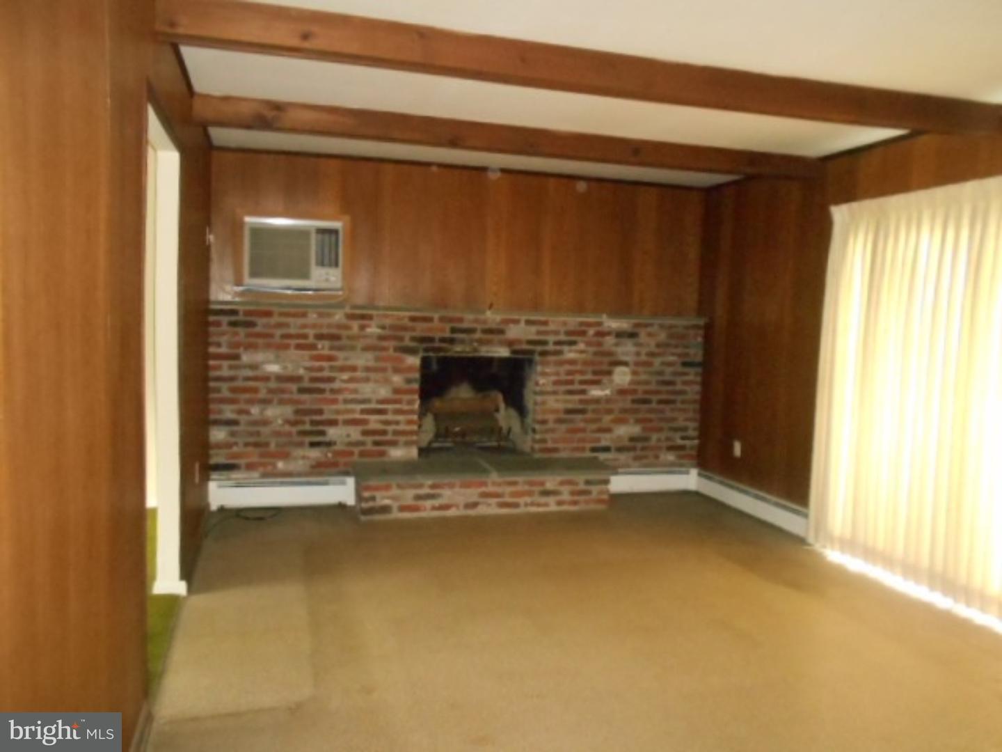 723 Pine Ridge Road Media, PA 19063 - Photo 8 of 20 Family Room