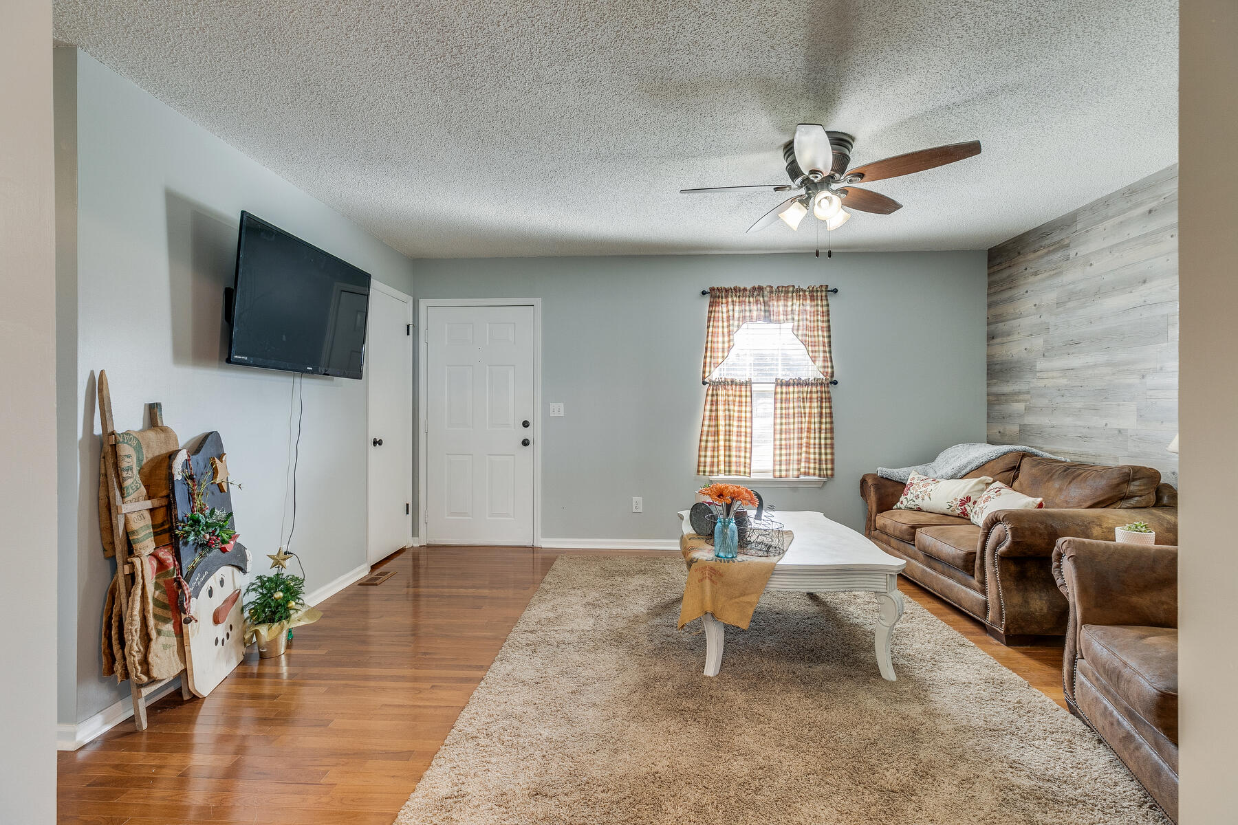 527 Hales Chapel Road Gray, TN 37615 - Photo 15 of 39 009