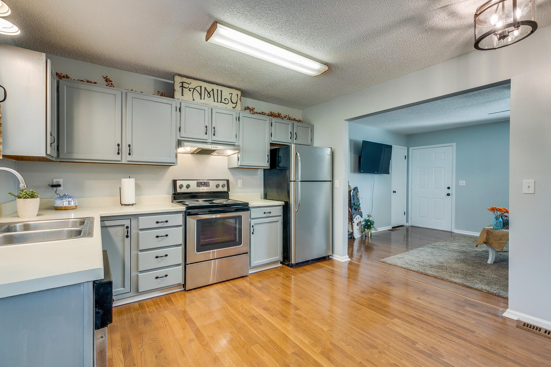 527 Hales Chapel Road Gray, TN 37615 - Photo 20 of 39 014