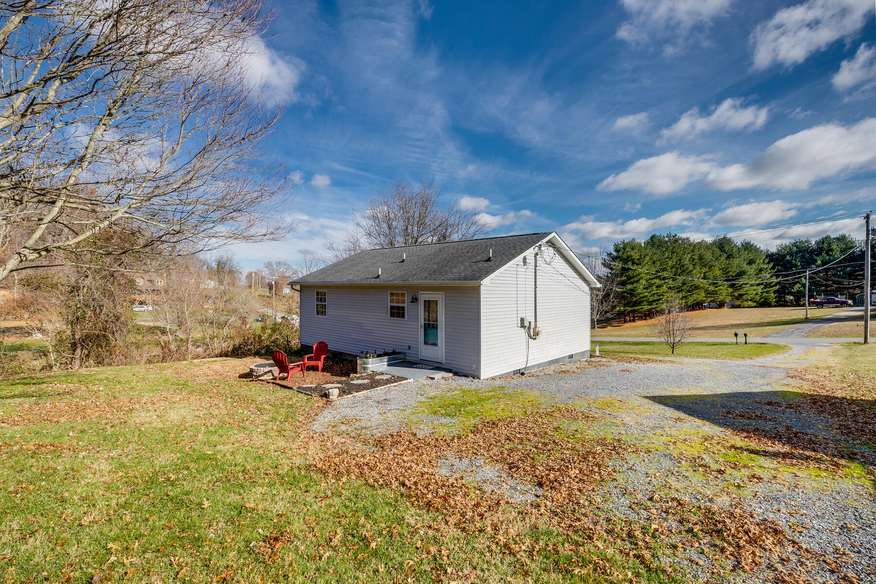 527 Hales Chapel Road Gray, TN 37615 - Photo 7 of 39 029