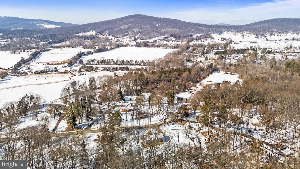 18289 Cameron Road Gordonsville, VA 22942 - Photo 53 of 71 a view of city and mountain