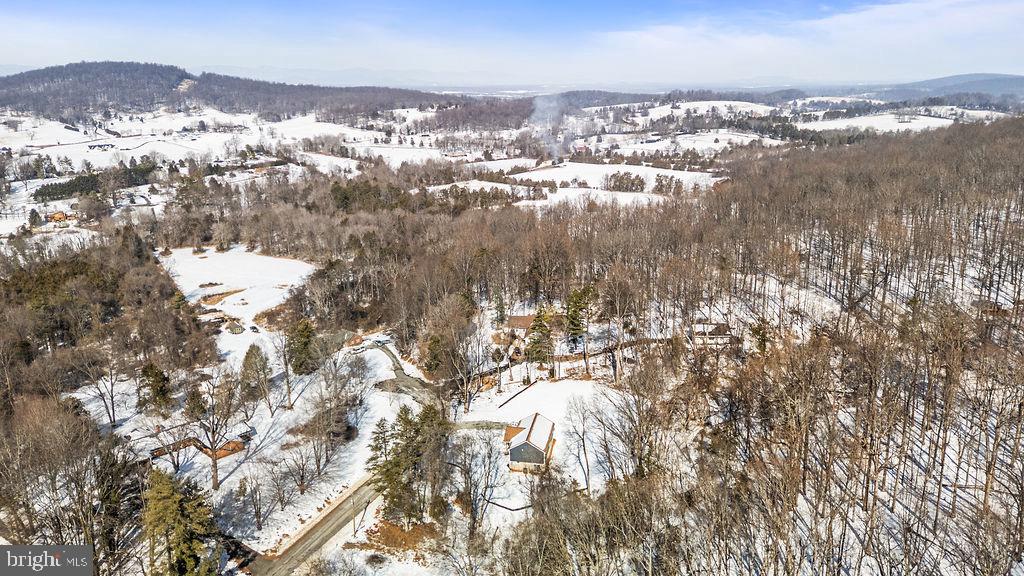 18289 Cameron Road Gordonsville, VA 22942 - Photo 55 of 71 a view of city and mountain