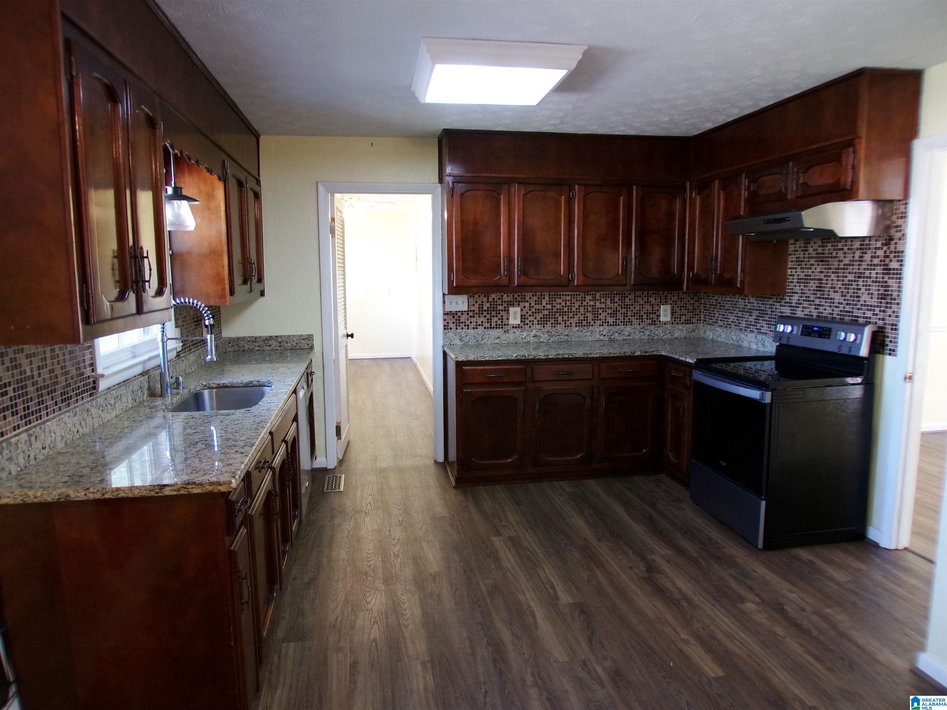 3613 Dale Hollow Road Anniston, AL 36207 - Photo 3 of 59