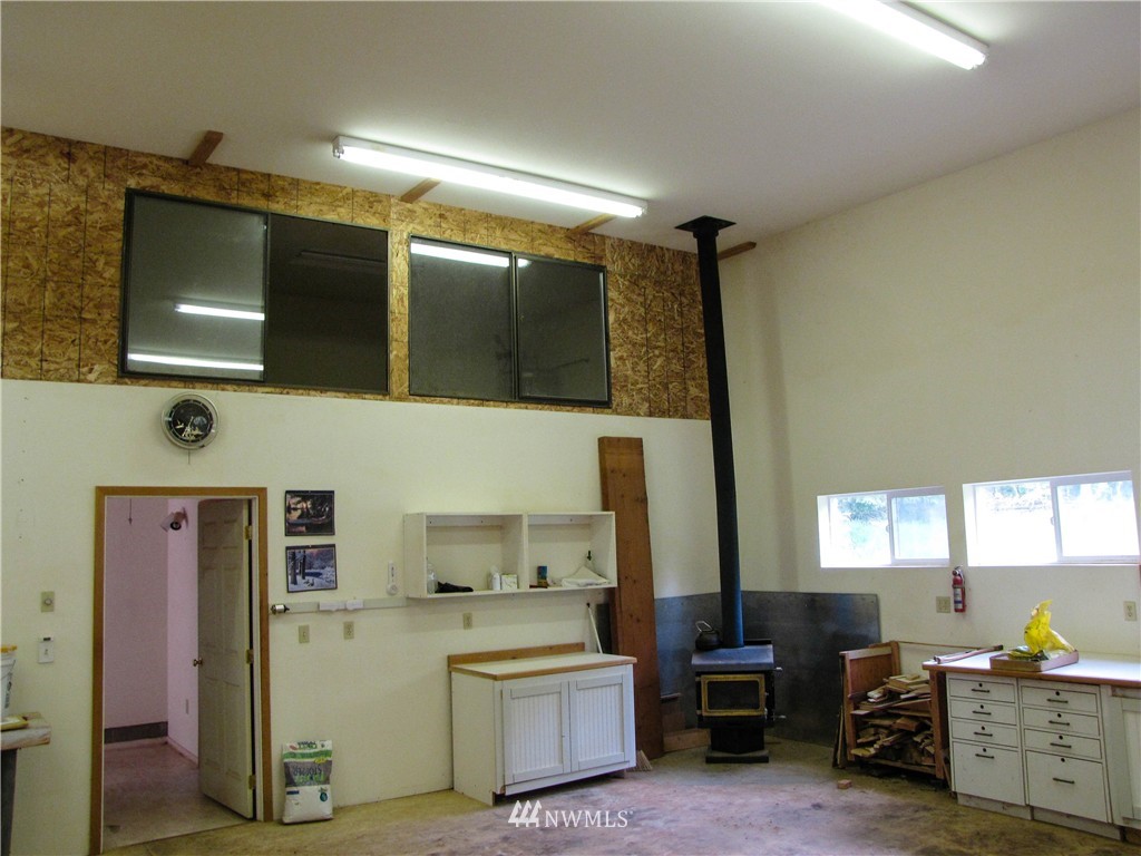 16 Owl Lane Rd Port Port Angeles, WA 98362 - Photo 23 of 25 Gallery Image 23