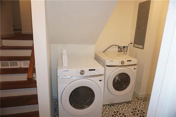 $2,100 | 3450 Casa Woods Lane, Clarkston, GA 30021