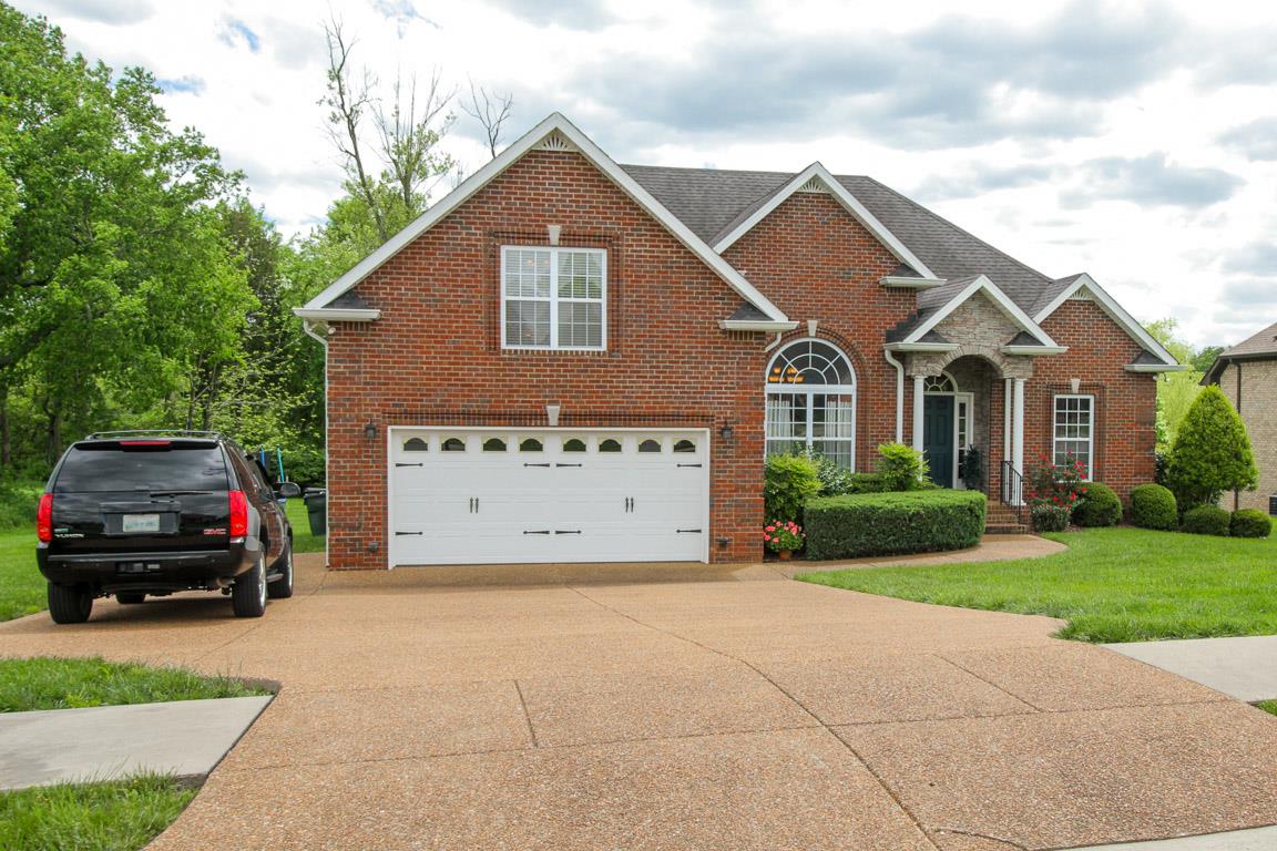 427 Quarry Road Gallatin, TN 37066 - Photo 2 of 27 Gallery Image 2