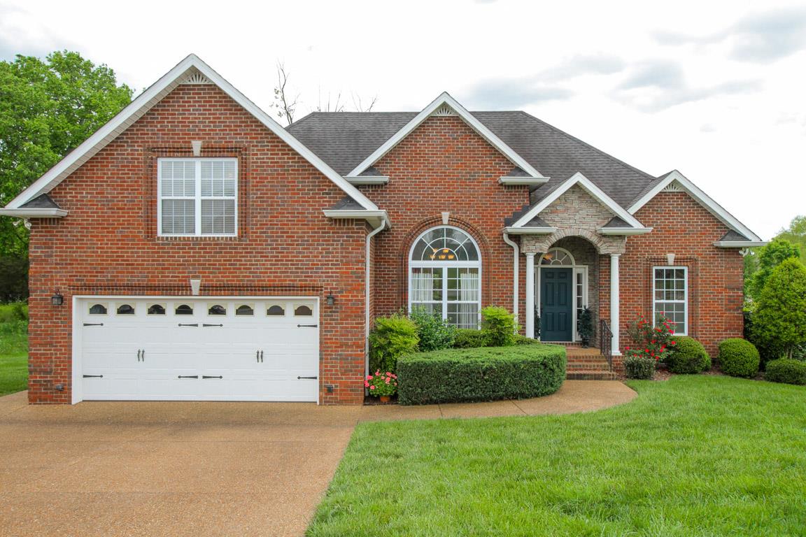 427 Quarry Road Gallatin, TN 37066 - Photo 3 of 27 Gallery Image 3