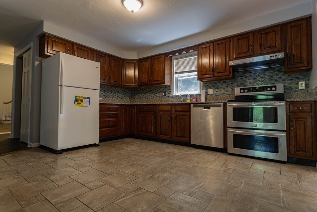 114 New Boston Road Sturbridge, MA 01566 - Photo 13 of 27