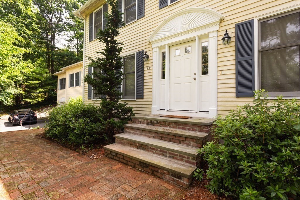114 New Boston Road Sturbridge, MA 01566 - Photo 3 of 27