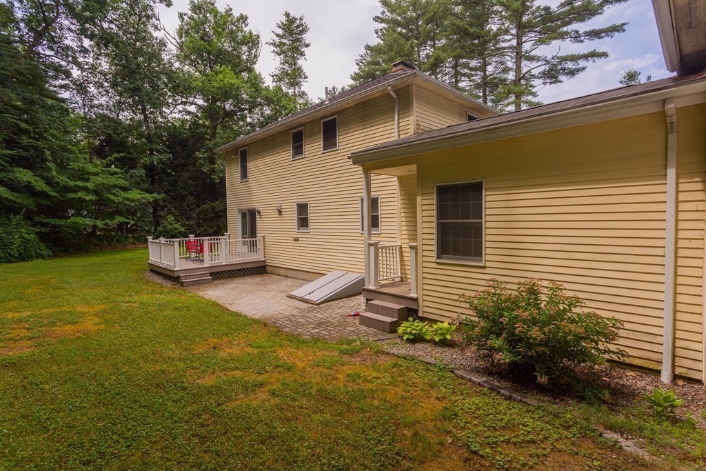 114 New Boston Road Sturbridge, MA 01566 - Photo 5 of 27