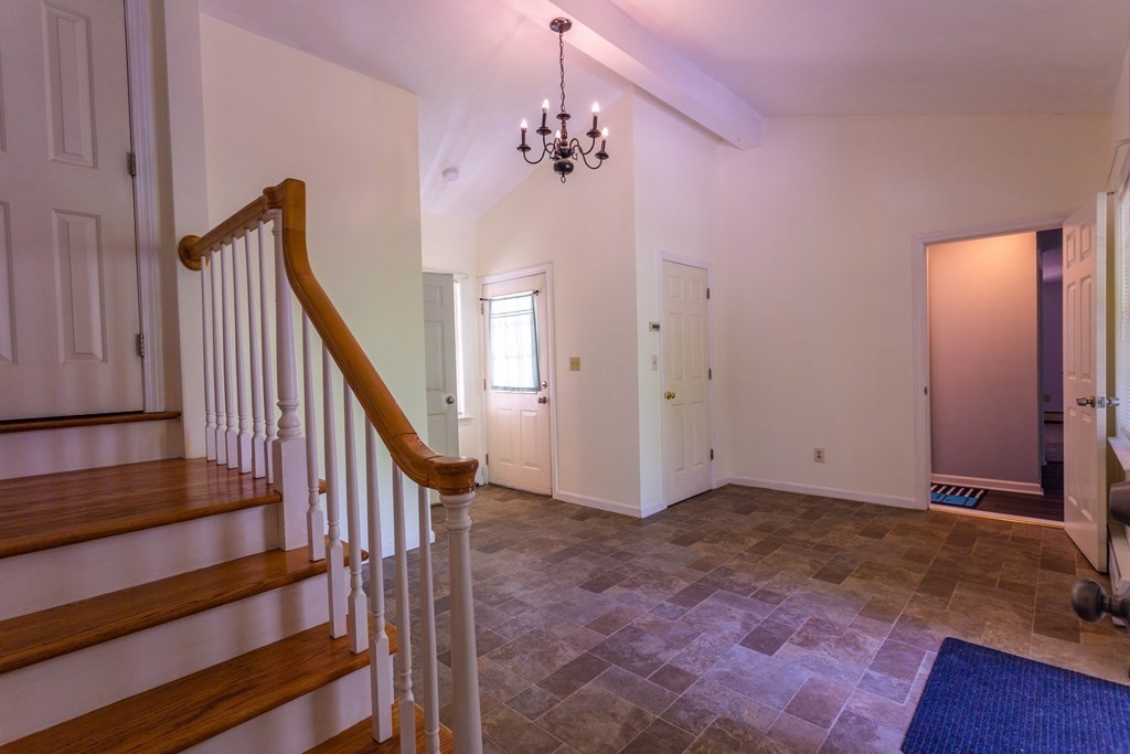 114 New Boston Road Sturbridge, MA 01566 - Photo 7 of 27