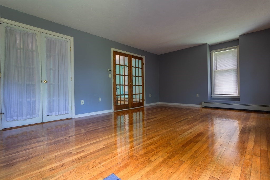 114 New Boston Road Sturbridge, MA 01566 - Photo 10 of 27