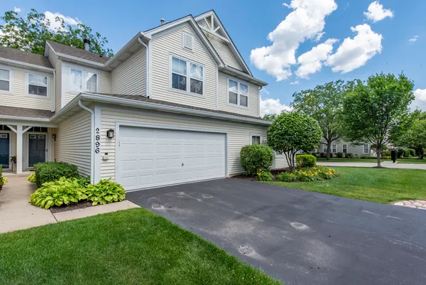 $289,000 | 2896 Falling Waters Lane, Lindenhurst, IL 60046