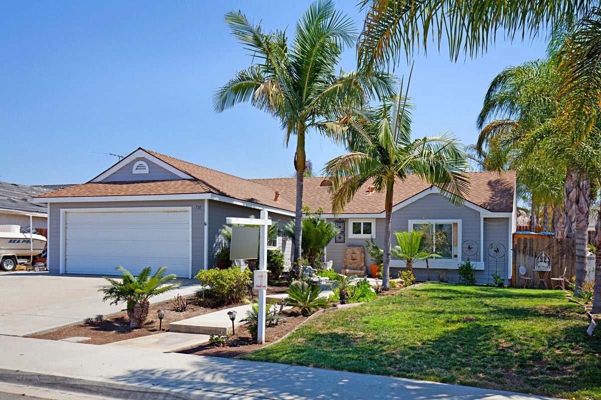 731 Butterfield Road Oceanside, CA 92057 - Photo 3 of 25