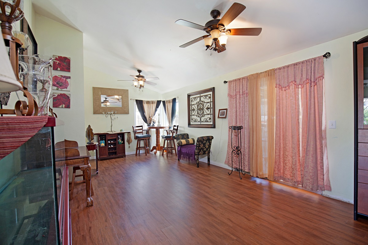 731 Butterfield Road Oceanside, CA 92057 - Photo 5 of 25