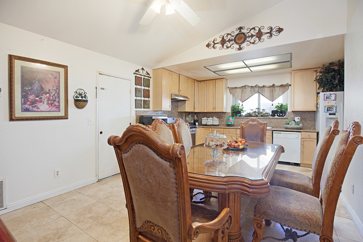 731 Butterfield Road Oceanside, CA 92057 - Photo 8 of 25