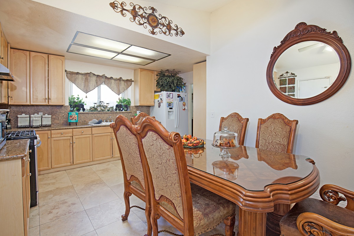731 Butterfield Road Oceanside, CA 92057 - Photo 9 of 25