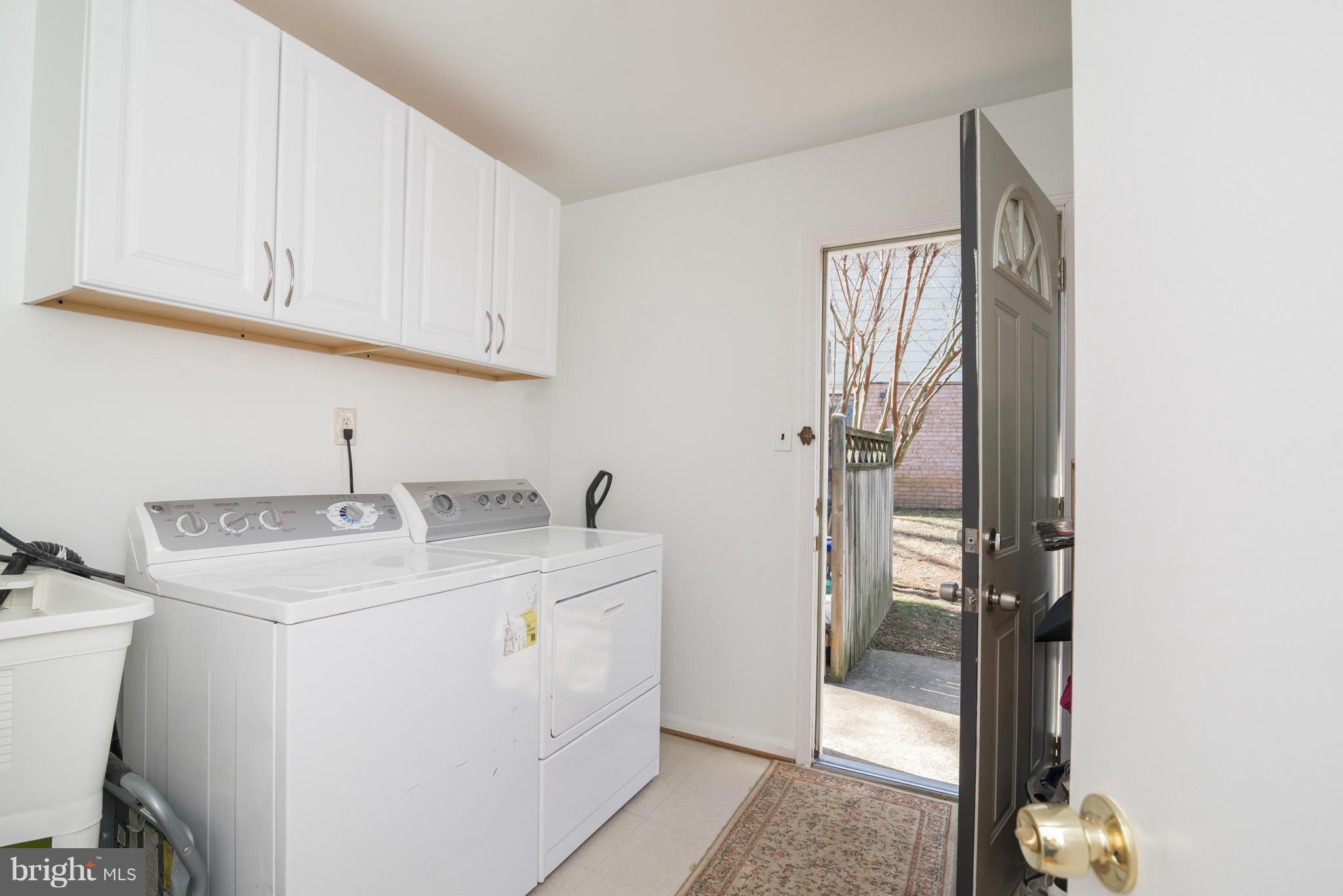 1639 Winding Waye Lane Silver Spring, MD 20902 - Photo 18 of 30 CONVENIENT MUDROOM