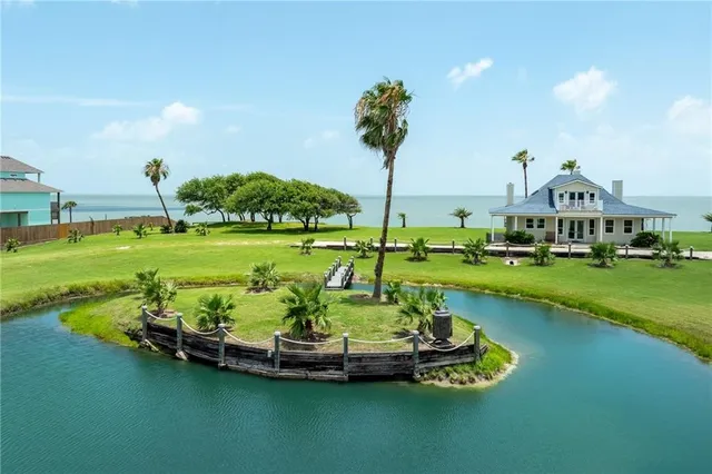 $1,650,000 | 545 Farm To Market 2040, Austwell, TX 77950