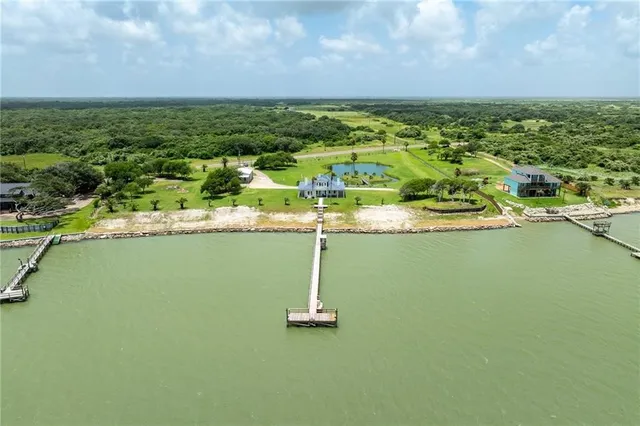 $1,650,000 | 545 Farm To Market 2040, Austwell, TX 77950
