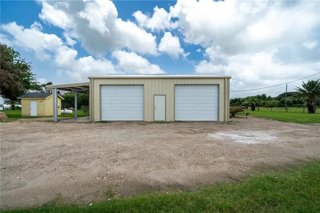 $1,650,000 | 545 Farm To Market 2040, Austwell, TX 77950