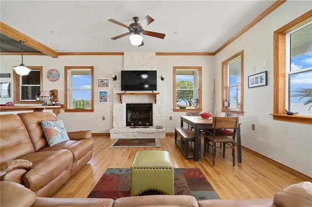 $1,650,000 | 545 Farm To Market 2040, Austwell, TX 77950