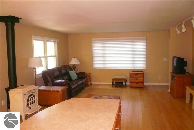 3675 Manchester Road Traverse City, MI 49686 - Photo 3 of 15 1716201-2.JPG