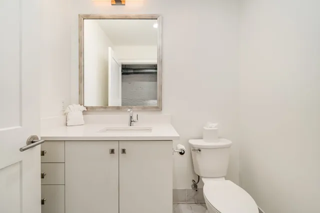 $5,280 | 133 2nd Avenue North, Unit 201, Nashville, TN 37201