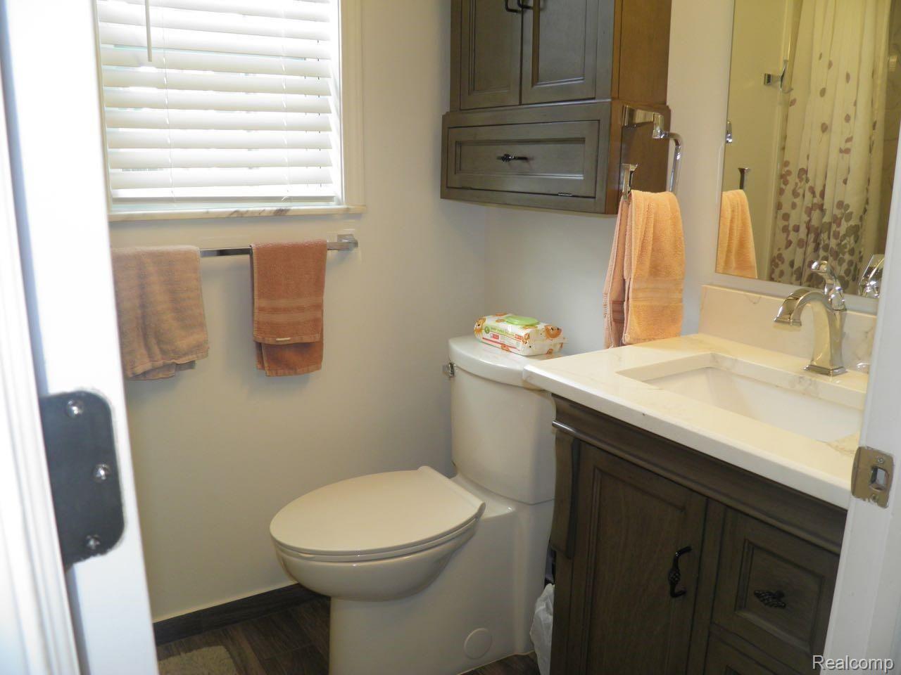 3656 South Merriman Road Wayne, MI 48184 - Photo 21 of 31 p41.jpg