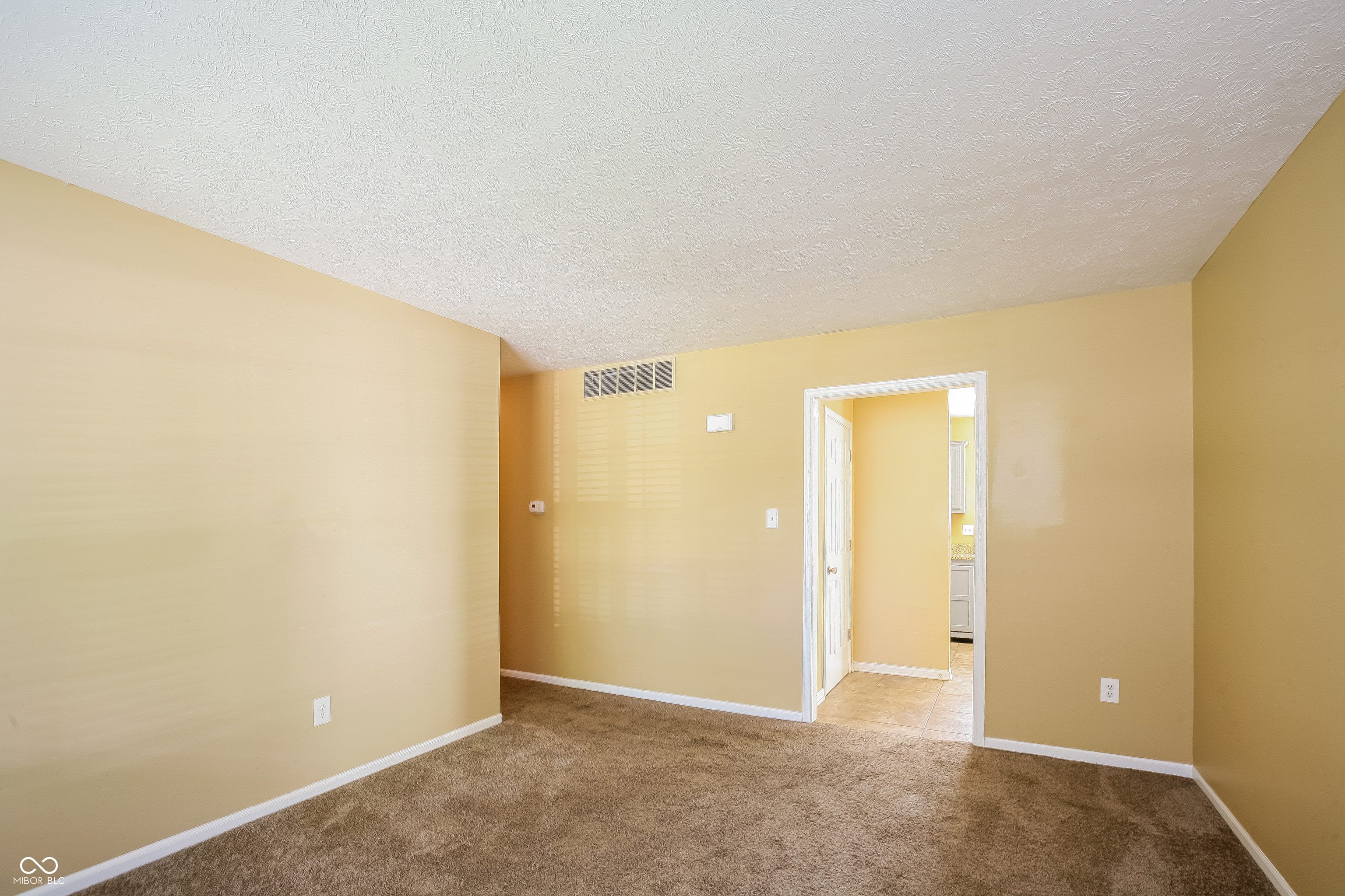 6456 Apollo Way Indianapolis, IN 46278 - Photo 3 of 16