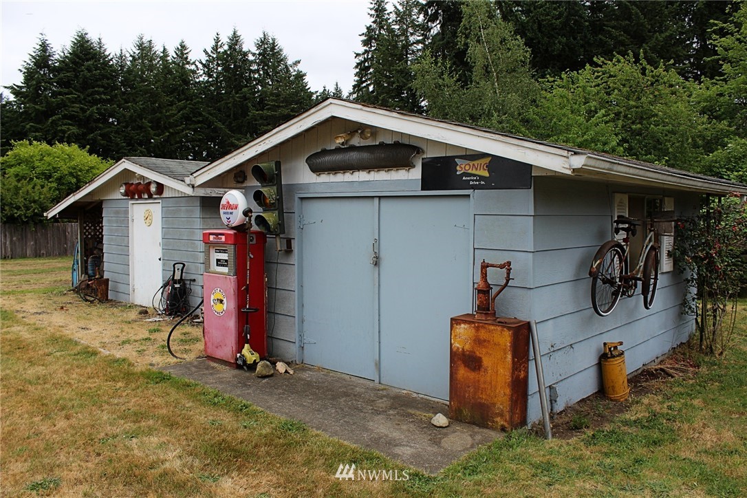 7931 186th Avenue Southwest Rochester, WA 98579 - Photo 15 of 24