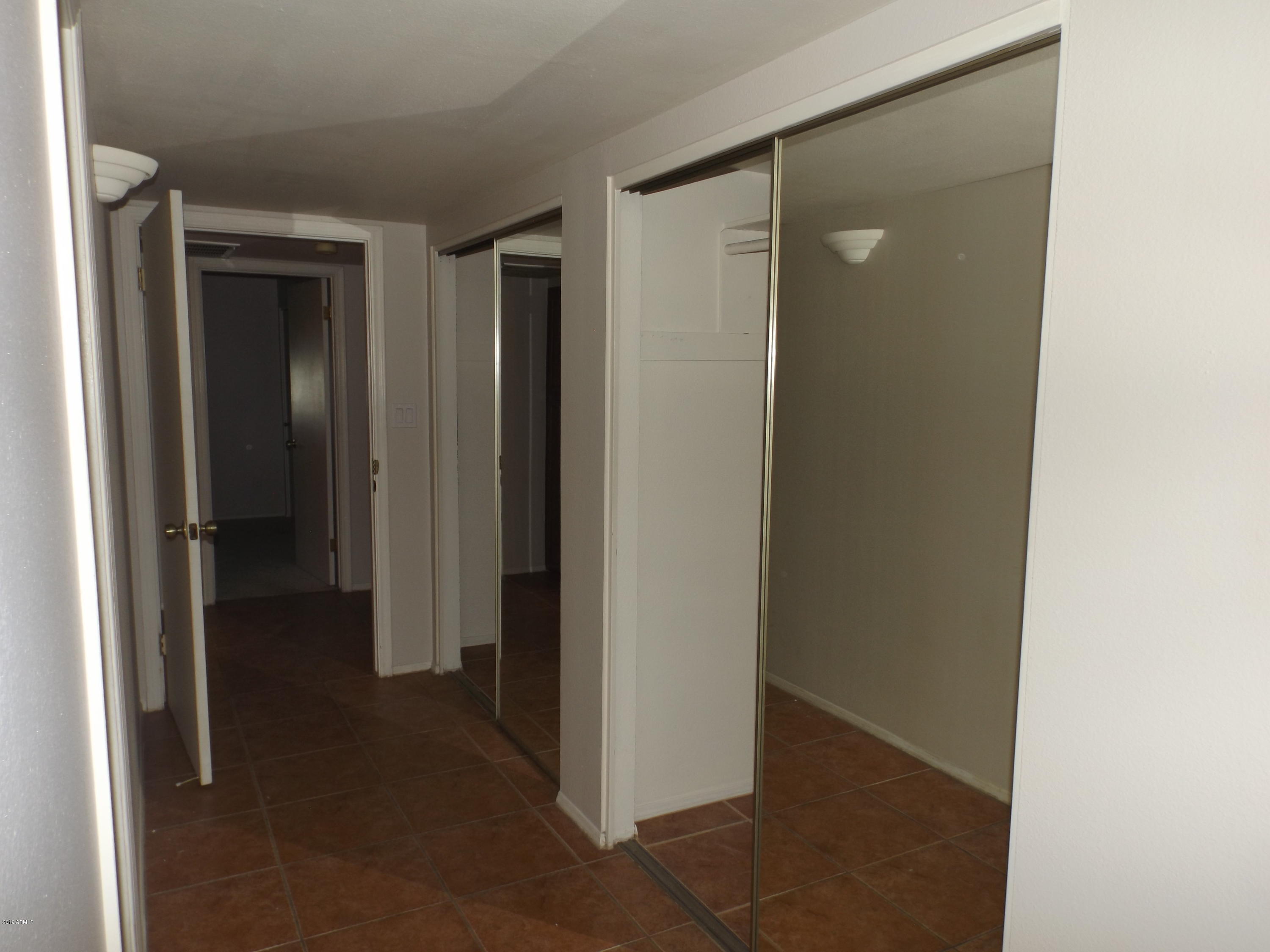 2705 East Cactus Road Phoenix, AZ 85028 - Photo 14 of 20