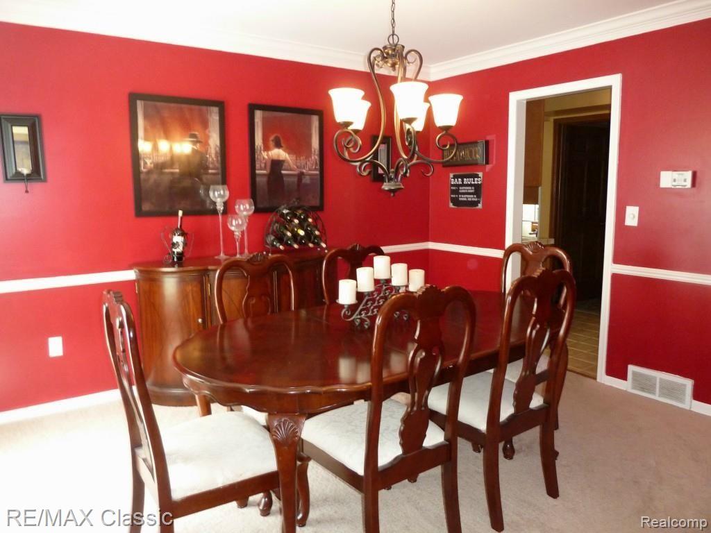 35928 Johnstown Road Farmington, MI 48335 - Photo 9 of 45 Johnstown Dining Rm.jpg