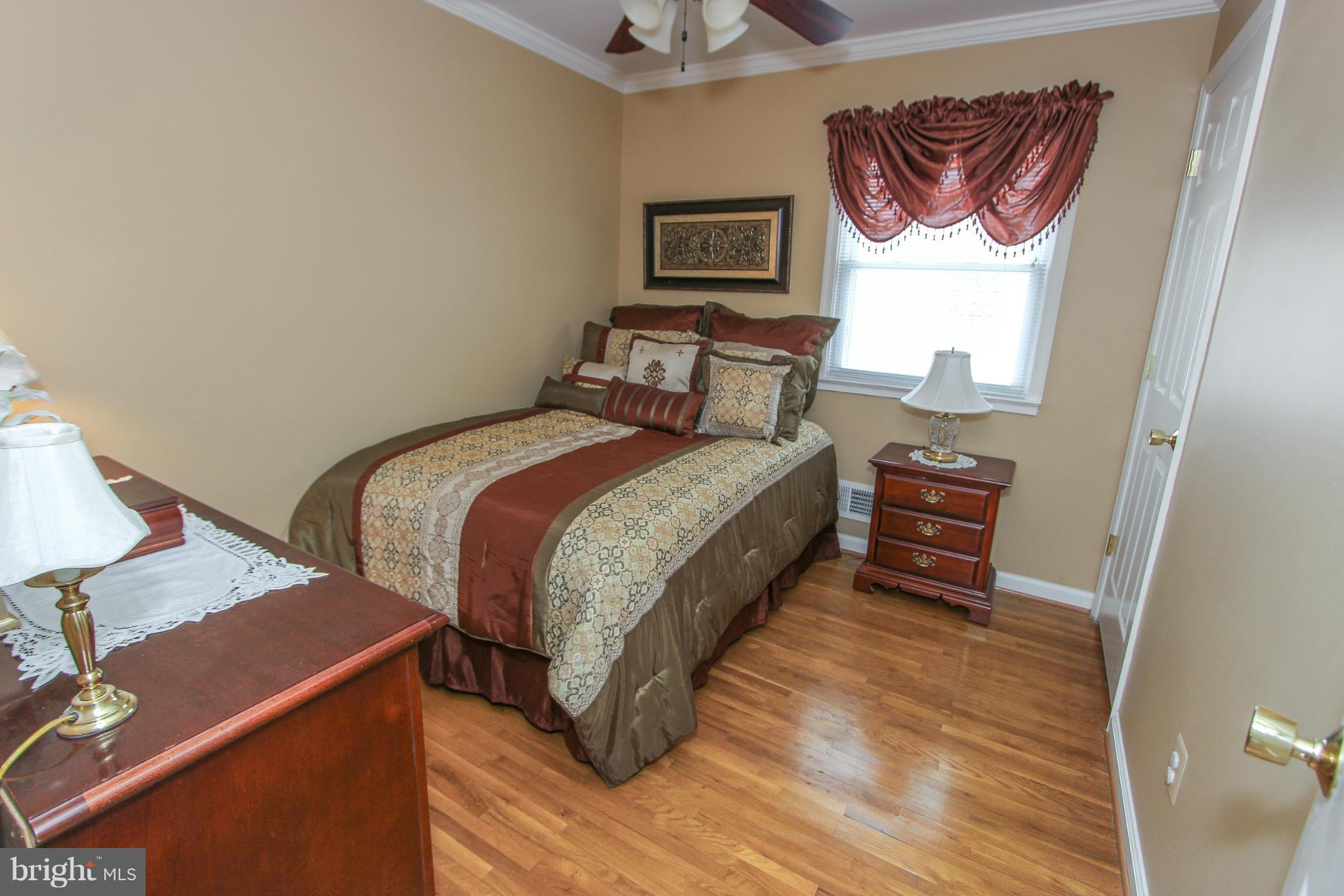 4117 Lees Corner Road Chantilly, VA 20151 - Photo 17 of 30 Bedroom