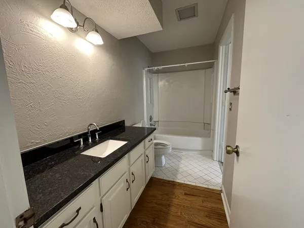 $2,200 | 523 Belle Pointe Court, Nashville, TN 37221